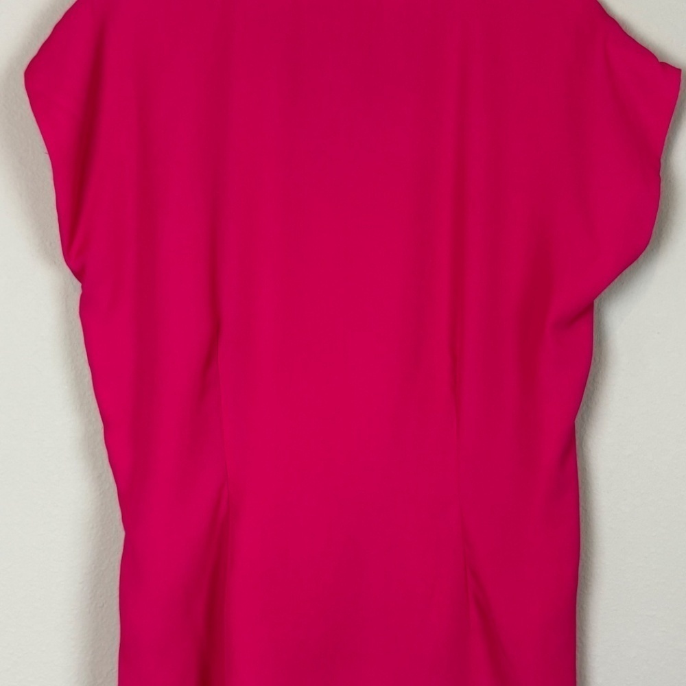 NWT Sioni Sleeveless Twisted Front Giant Hibiscus (Pink) Blouse; Size Large - Picture 5 of 9